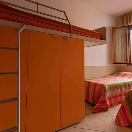 Colorful Modern Flat Next To The Bibione