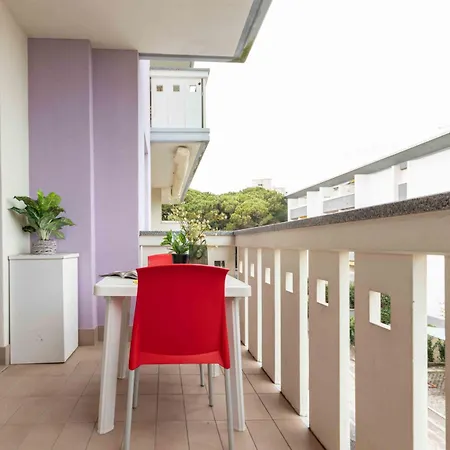 Colorful Modern Flat Next To The