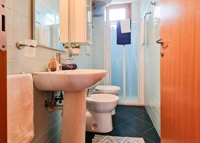 Apartment Colorful Modern Flat Next To The Bibione